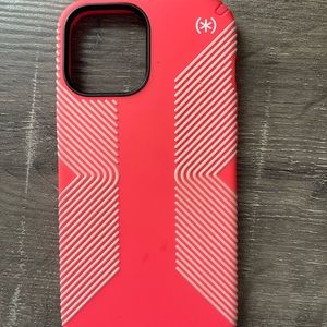iPhone 12 Pro Max Speck Case